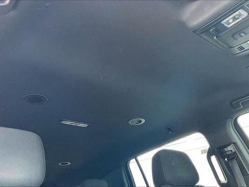Used 2021 Chevrolet Suburban LS AWD/4WD image 28