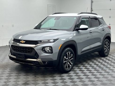 Used 2023 Chevrolet TrailBlazer ACTIV w/ Convenience Package AWD/4WD image 13