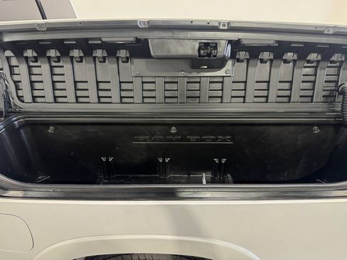 Used 2019 RAM 1500 Limited AWD/4WD image 25