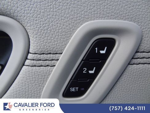 Used 2026 Honda Pilot Elite image 24