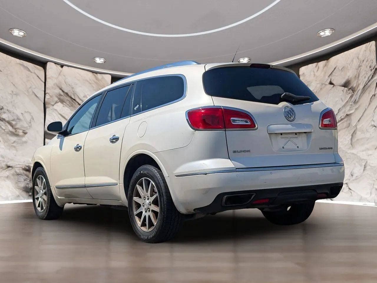 Used 2015 Buick Enclave Leather FWD image 7