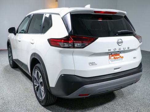 Used 2022 Nissan Rogue SV FWD image 9