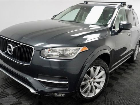 Used 2016 Volvo XC90 T6 Momentum image 44
