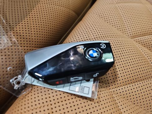 New 2026 BMW X7 xDrive40i w/ M Sport Package image 38