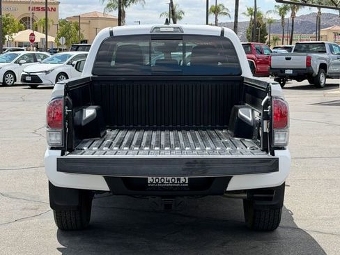 Used 2023 Toyota Tacoma TRD Sport w/ Black Out Package (TMS) AWD/4WD image 6