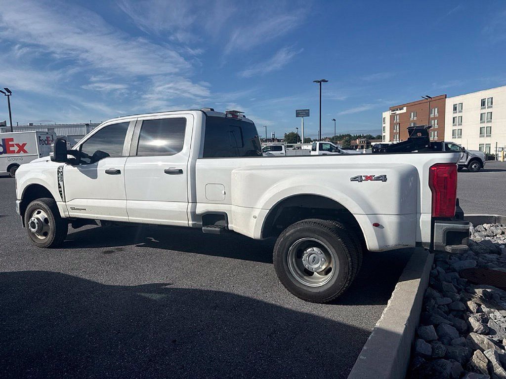 Used 2024 Ford F350 XL AWD/4WD image 3