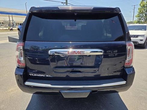 Used 2019 GMC Yukon XL Denali w/ Denali Ultimate Package AWD/4WD image 21