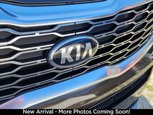 Used 2021 Kia Telluride EX w/ EX Premium Package FWD image 3