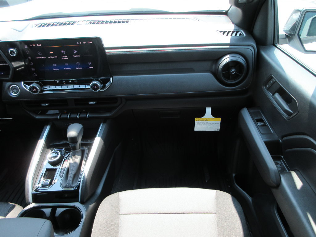 New 2026 Chevrolet Colorado Trail Boss AWD/4WD image 16