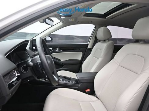 Used 2024 Honda Civic Touring image 15