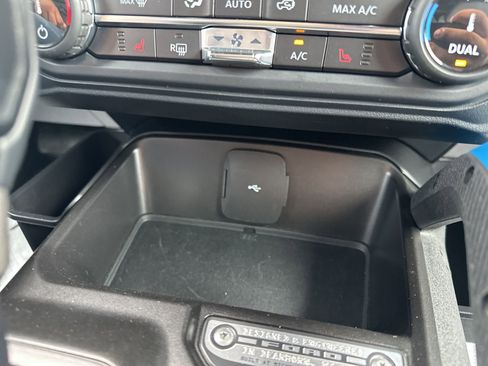 Used 2022 Ford Bronco Black Diamond image 29