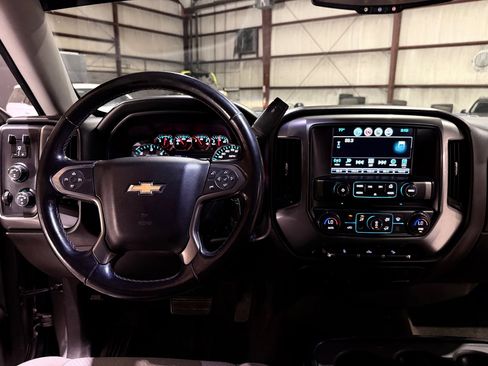 Used 2017 Chevrolet Silverado 1500 LT w/ All Star Edition image 29