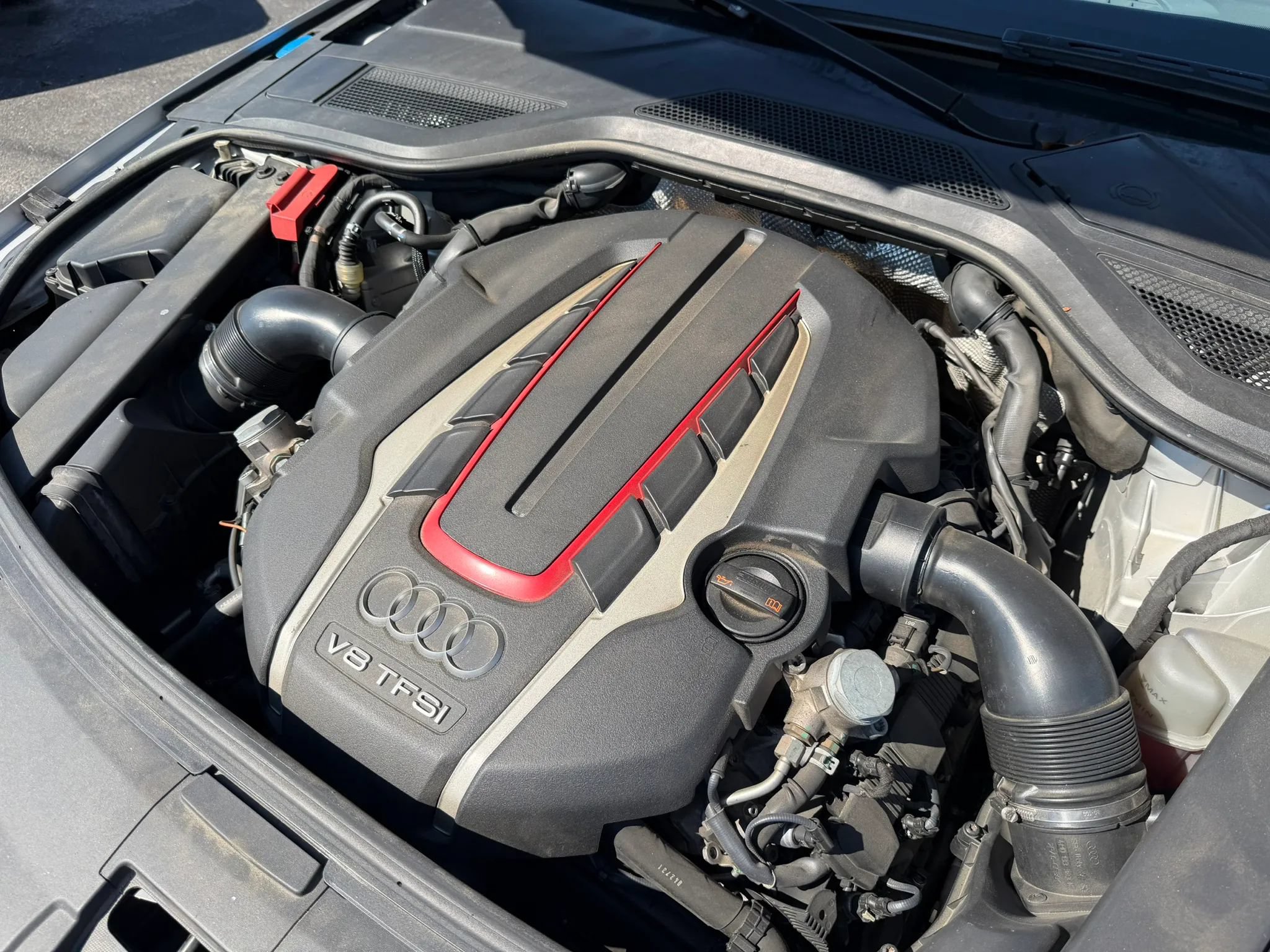 Used 2013 Audi S8 AWD/4WD image 42