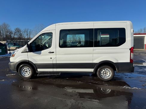 Used 2019 Ford Transit 150 XL image 2