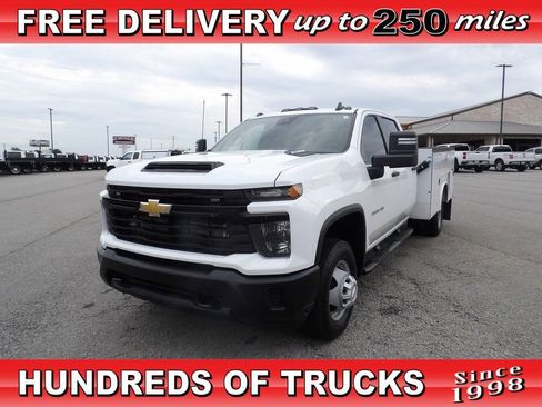 Used 2024 Chevrolet Silverado 3500 W/T w/ Snow Plow Prep Package AWD/4WD image 1