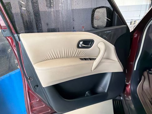 Used 2022 Nissan Armada Platinum w/ Captain's Chairs Package RWD image 25