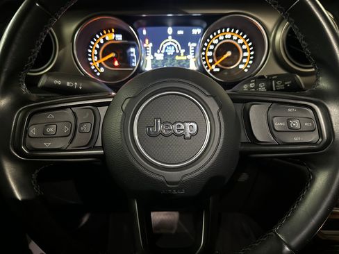 Used 2021 Jeep Wrangler Unlimited Sport AWD/4WD image 21