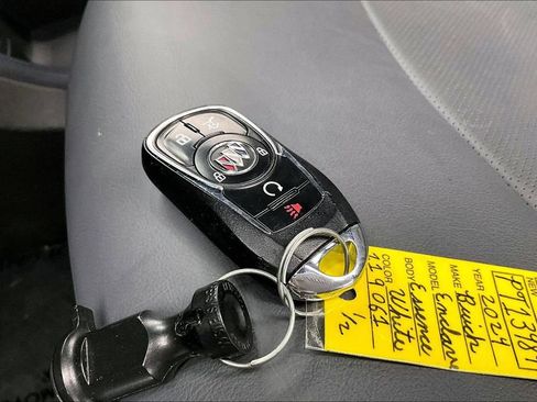 Used 2024 Buick Enclave Essence w/ Experience Buick Package AWD/4WD image 11