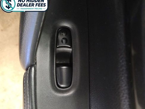 Used 2017 Nissan Rogue S FWD image 21