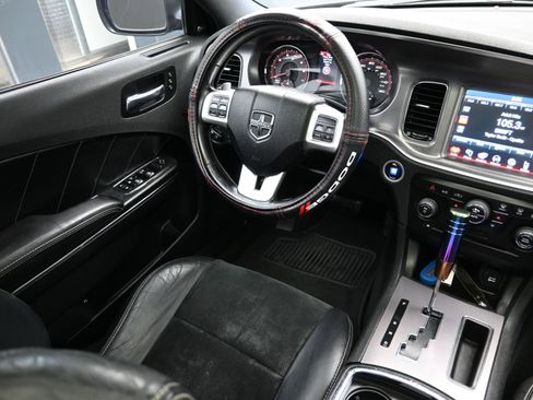 Used 2013 Dodge Charger R/T image 23