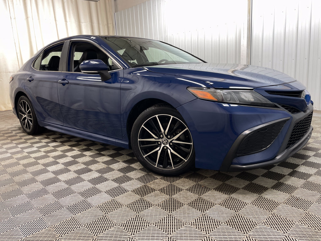 Used 2024 Toyota Camry SE FWD image 39