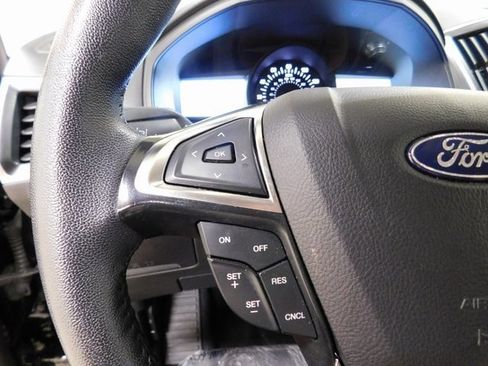 Used 2024 Ford Edge SEL image 21