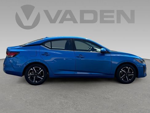 Used 2024 Nissan Sentra SV FWD image 5