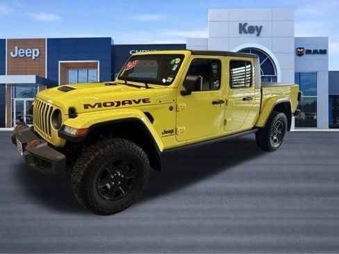 Used 2023 Jeep Gladiator Mojave w/ Cold Weather Group AWD/4WD image 2