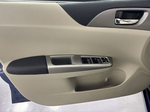 Used 2010 Subaru Impreza 2.5i AWD/4WD image 16