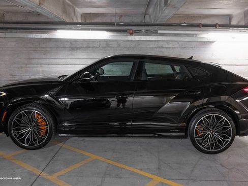Used 2025 Lamborghini Urus SE image 7