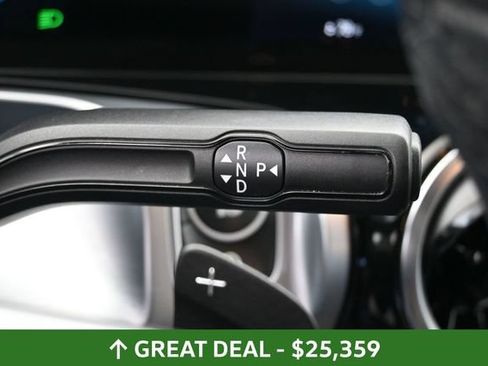 Used 2023 Mercedes-Benz GLB 250 4MATIC image 23