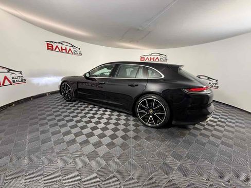 Used 2022 Porsche Panamera 4 w/ Premium Package AWD/4WD image 8