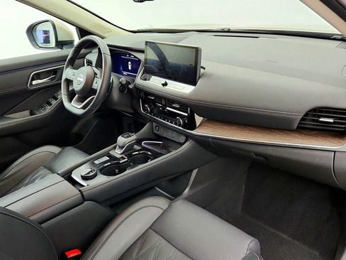 Used 2024 Nissan Rogue Platinum w/ Platinum Premium Package AWD/4WD image 26