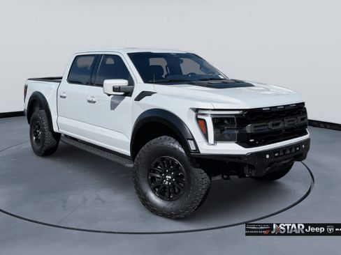 Used 2025 Ford F150 Raptor AWD/4WD image 3
