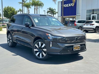 New 2025 Volvo EX90 Plus