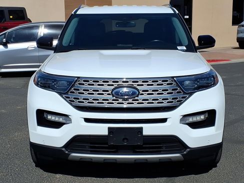 Certified 2022 Ford Explorer Limited w/ Equipment Group 301A AWD/4WD image 2