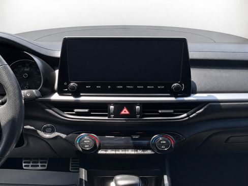 Used 2022 Kia Forte GT-Line FWD image 19