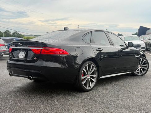 Used 2016 Jaguar XF S RWD image 5