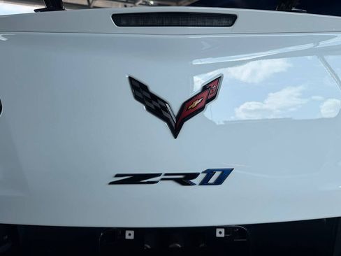 Used 2019 Chevrolet Corvette ZR1 RWD image 25