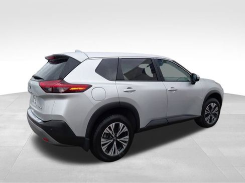 Used 2023 Nissan Rogue SV image 8