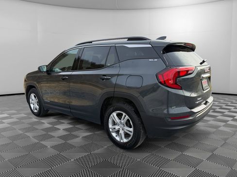 Used 2018 GMC Terrain SLE w/ Driver Convenience Package image 5