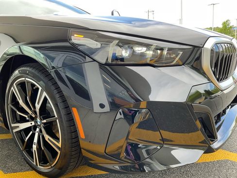 New 2026 BMW 530i RWD image 24