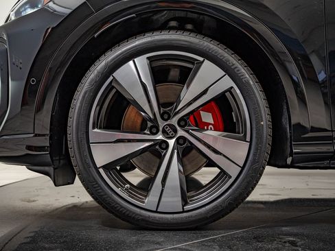 New 2026 Audi SQ5 Prestige AWD/4WD image 10