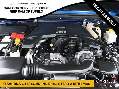 Used 2021 Jeep Gladiator Mojave AWD/4WD image 37