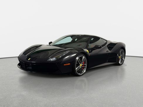 Used 2018 Ferrari 488 GTB RWD image 18