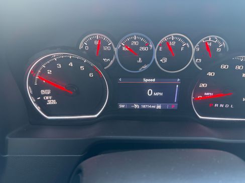 Used 2022 Chevrolet Silverado 1500 LTZ w/ Z71 Off-Road Package image 17