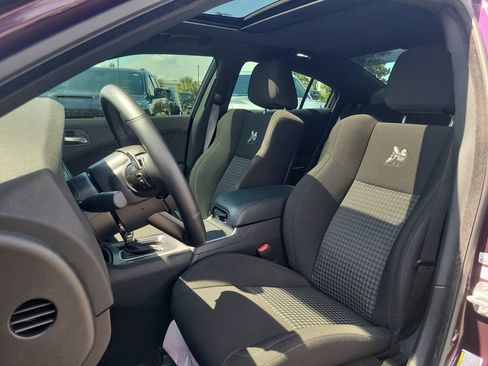 Used 2022 Dodge Charger Scat Pack RWD image 21