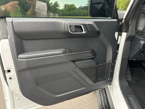 Used 2025 Ford Bronco Outer Banks AWD/4WD image 9