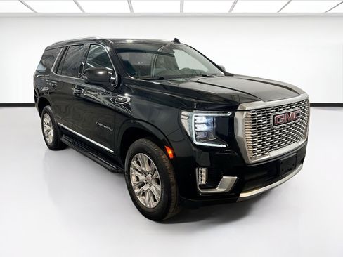 Used 2024 GMC Yukon Denali AWD/4WD image 3