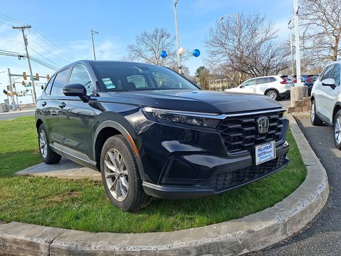 Used 2024 Honda CR-V EX image 1